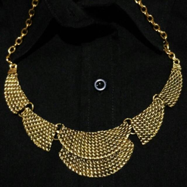 Kalung fashion