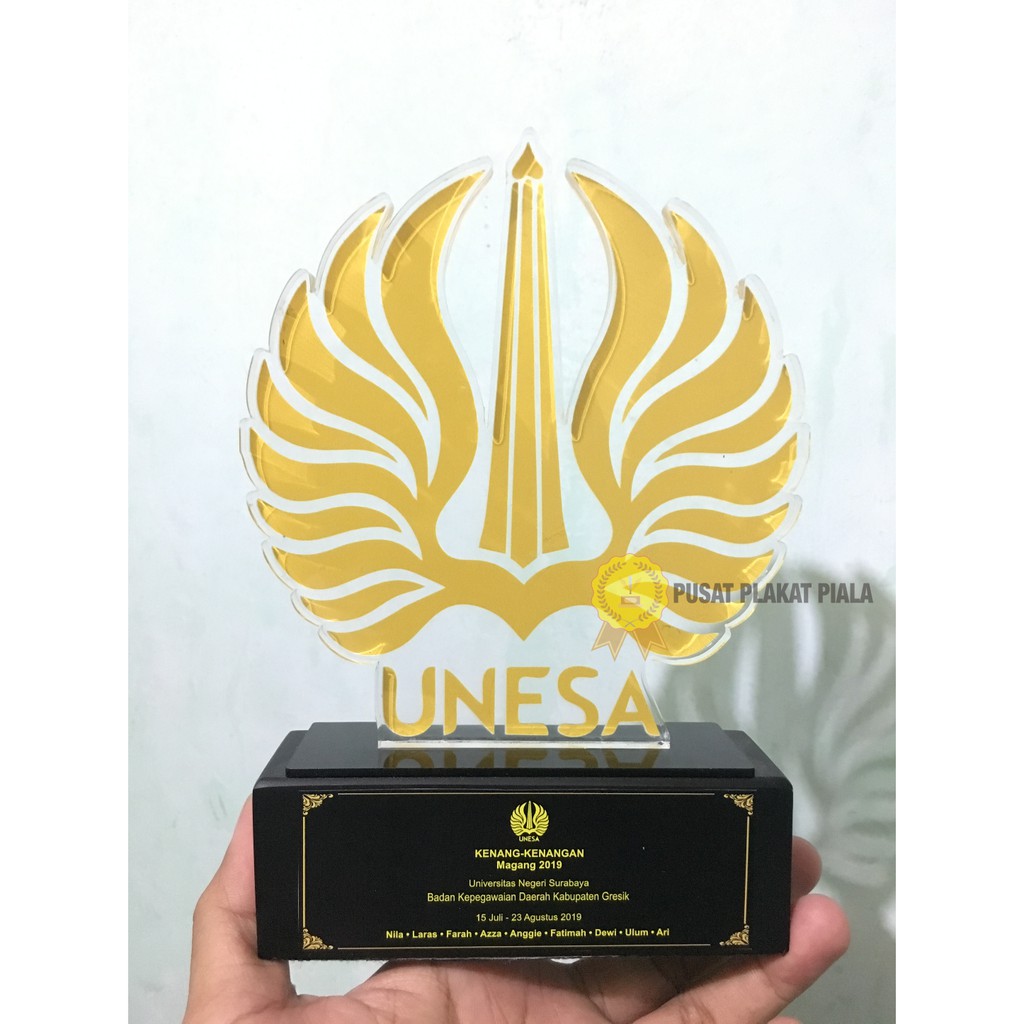 VANDEL LOGO MULUS 8mm PLAKAT AKRILIK TATAKAN KAYU