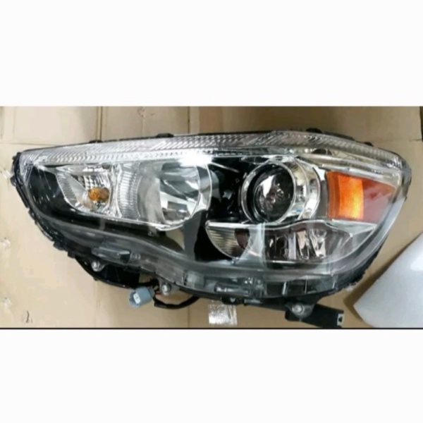 Jual perkakas Mitsubishi Outlander PX Headlamp lampu besar 2012 2013 2014  Diskon
