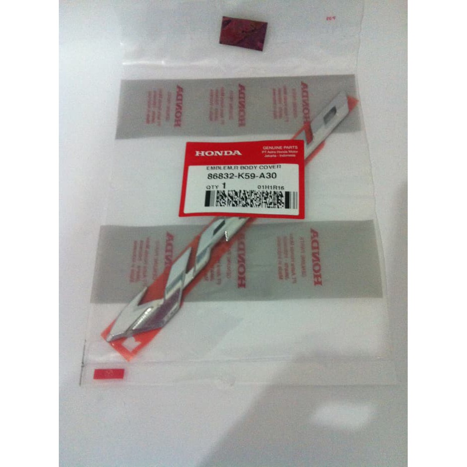 Emblem 3D Vario 150 Kanan