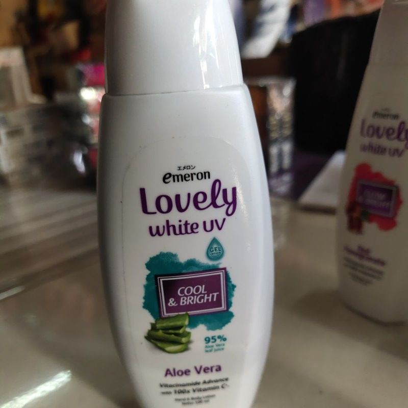 HAND BODY LOVELY WHITE 100ml @ 3 BOTOL