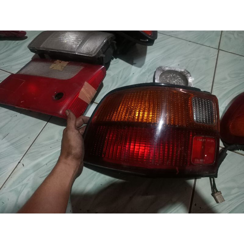 stoplamp ford laser gala 1991-1995