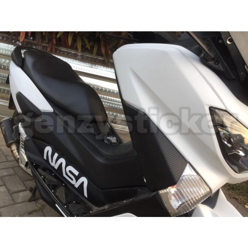 stiker skotlite putih doff sticker scotlite putih dop scotlet motor