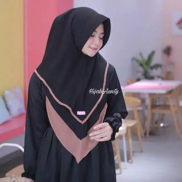 AULIA HIJAB AUNTY