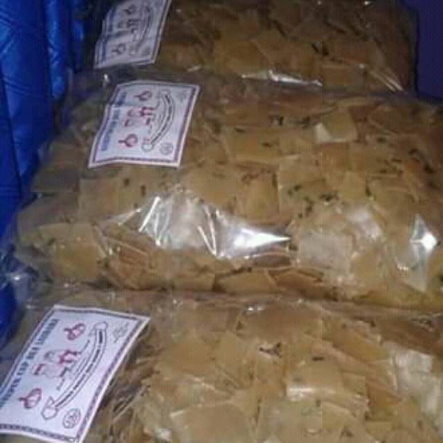 

Krupuk dua saudara