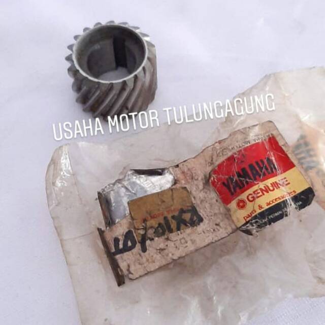 Gigi Nanas GIGI PRIMER DT DT 100 RX 100 ORI