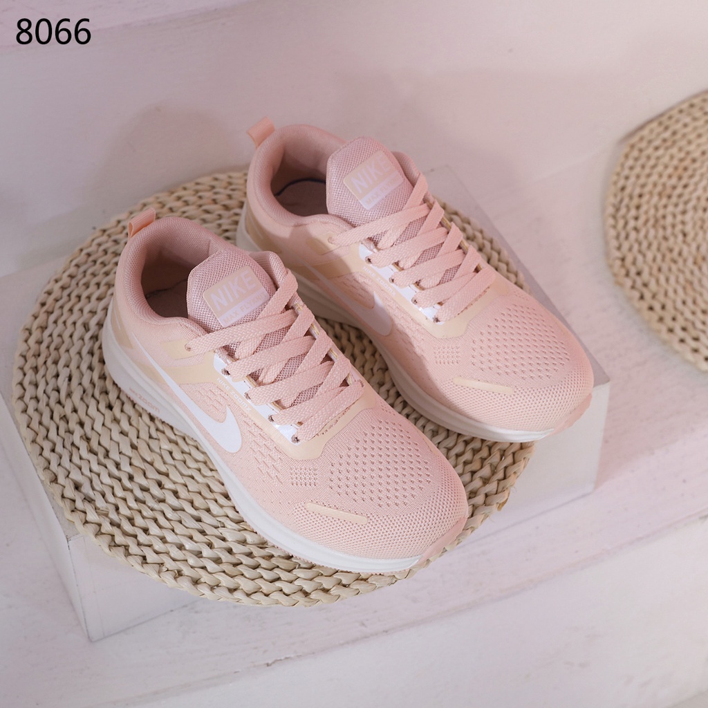 NK Sneaker 8066