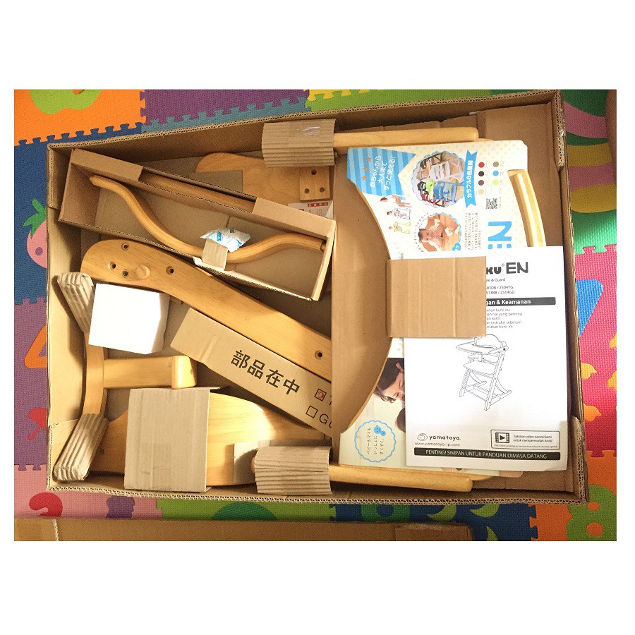 Yamatoya SukuSuku Highchair Kayu Wood Model Elegan Kursi Makan