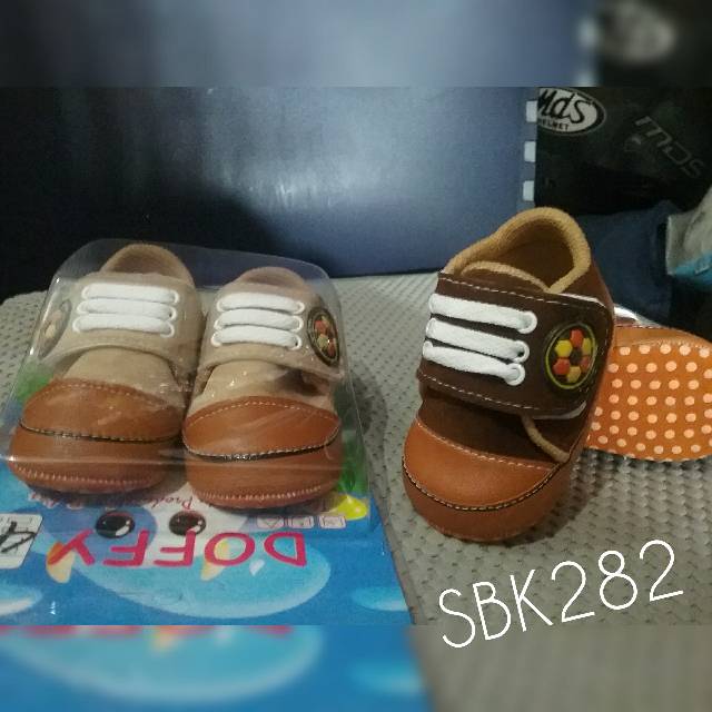 Sepatu baby