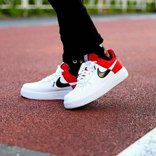 Jual Nike Air Force 1 LV8 Utility Bambino Leather White / Black ... لعبة بينجو Jual Nike Air Force 1 LV8 Utility Bambino Leather White / Black ... لعبة بينجو