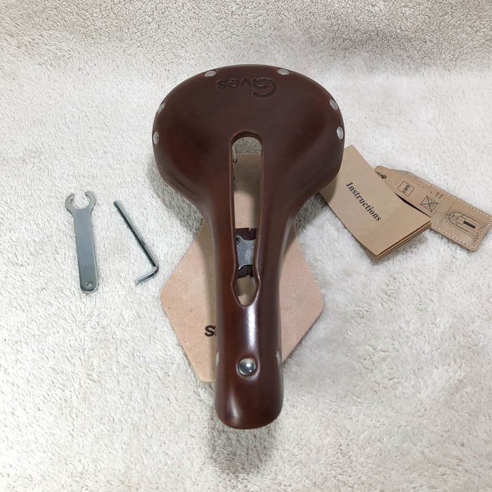 Sadel Sepeda Kulit Asli Vintage Gyes GS 06 ML0860