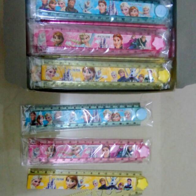 

Penggaris Lipat Motif Frozen