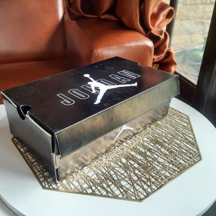 

[PRODUK PFLZT] Paper Bag dan Box Sepatu Air Jordan Paperbag Tas Nike Gift Wrapping Kotak Kado 08D