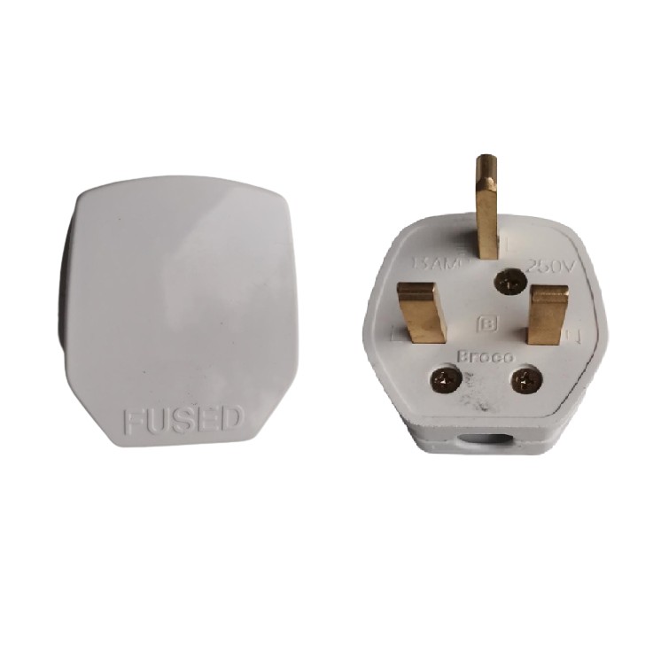 Colokan Listrik steker AC stecker 3 kaki 3 putih Broco