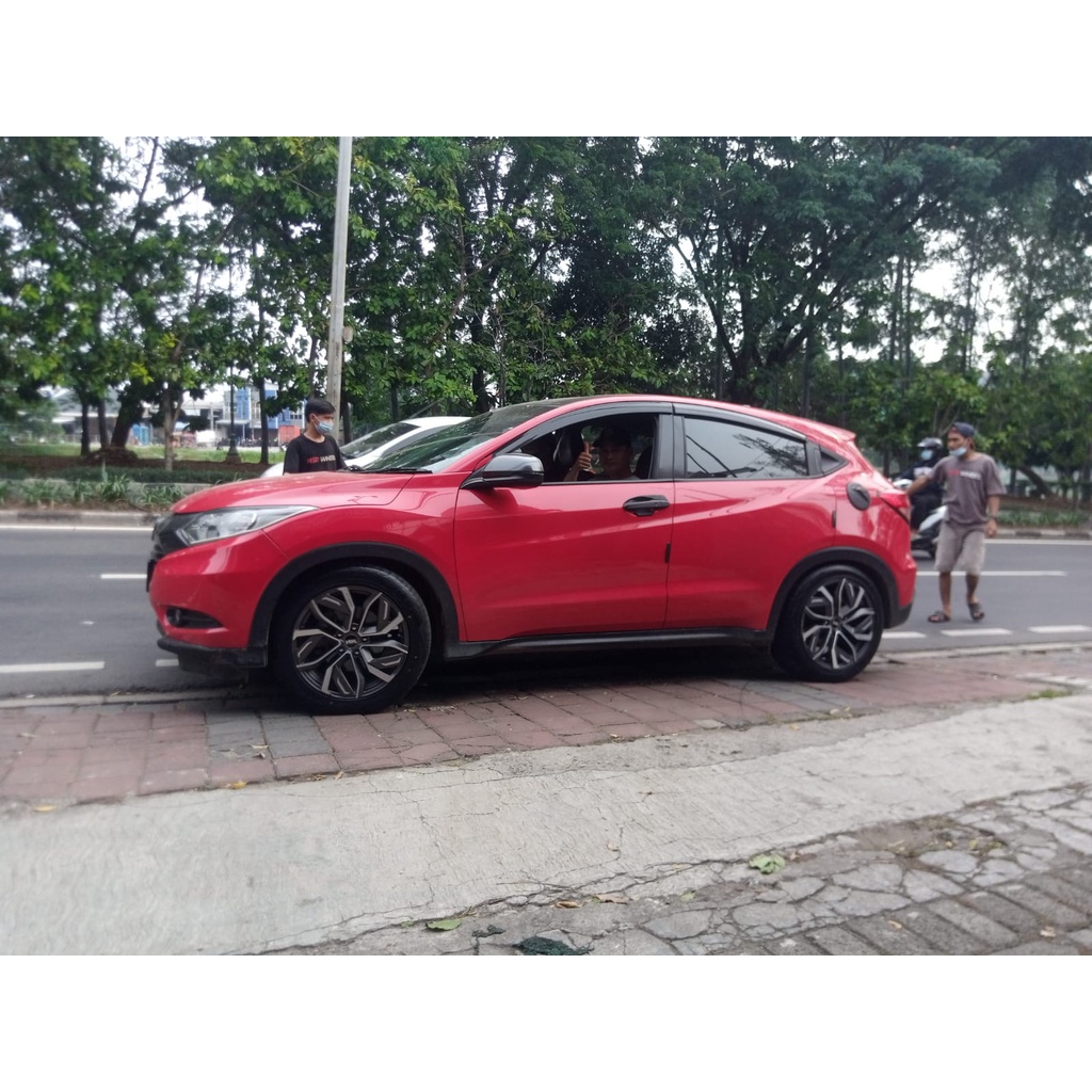 PAket Velg mobil HRV Ring 18 HSR MORELLA Plus Ban 225 50 r18 cocok juga innova xpander terios rush d