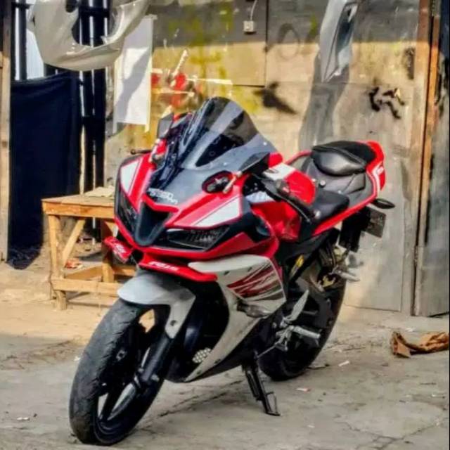 Headlamp R15 v2 model headlamp R15 v3