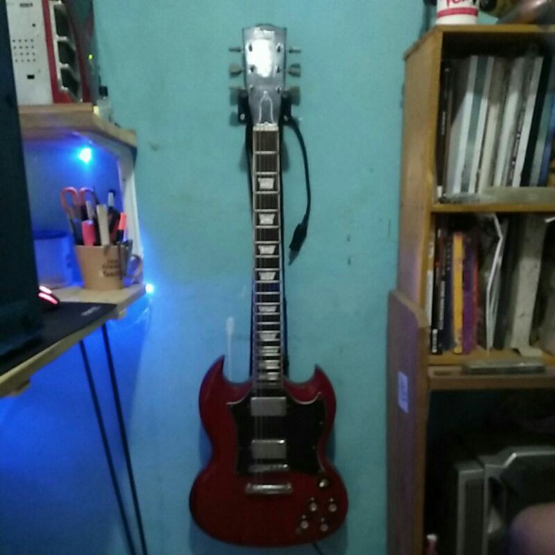 gitar burny SG