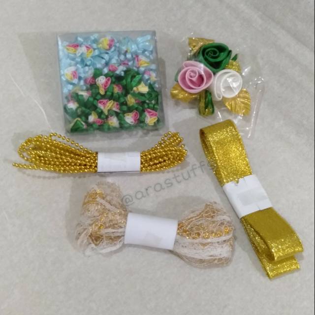 [NEW / bukan preloved] HIASAN BUNGA B3K RENDA PITA EMAS