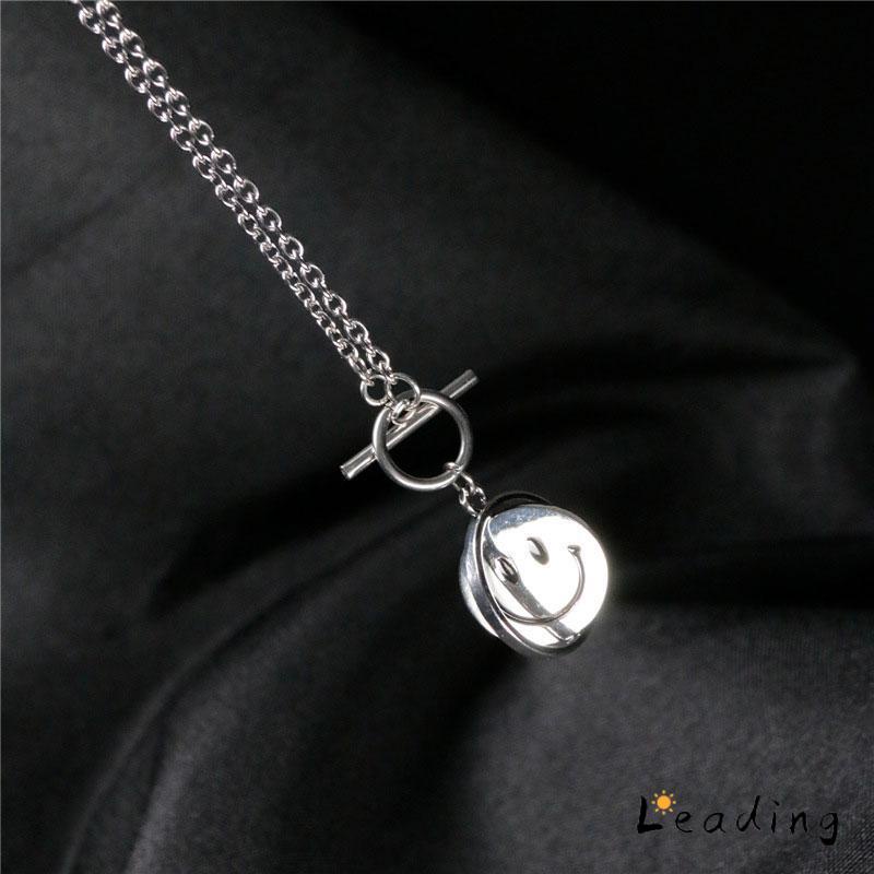Fashionable Simple Smile Pendant Hip Hop Pria dan Wanita Kalung-Le