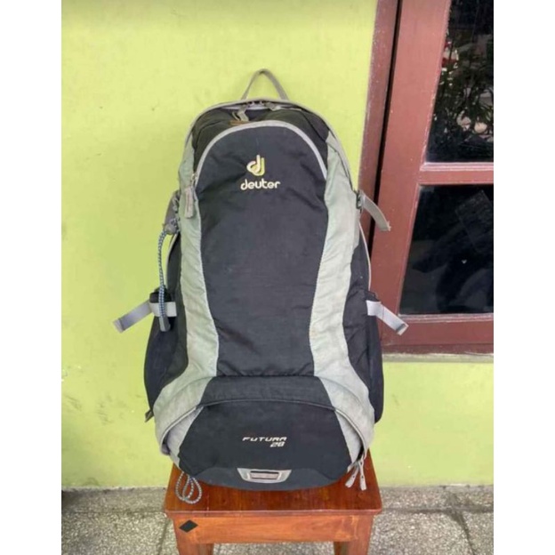 daypack deuter