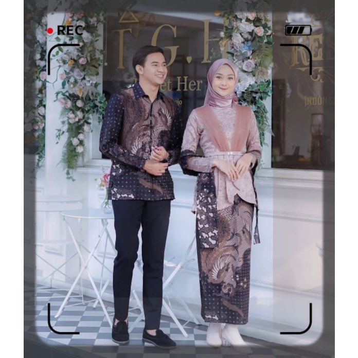 Produk Terbaru || Set Couple Venna KEBAYA BATIK COUPLE KEBAYA COUPLE TERBARU SETELAN WANITA SETELAN BATIK KEBAYA MASA KINI KEBAYA BRIDESMAID KEBAYA LAMARAN KEBAYA WISUDA KEBAYA KONDANGAN SETELAN KEBAYA KEKINIAN BATIK SARIMBIT COUPLE VENNA