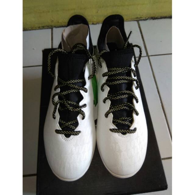 Sepatu futsal adidas x16.3 original