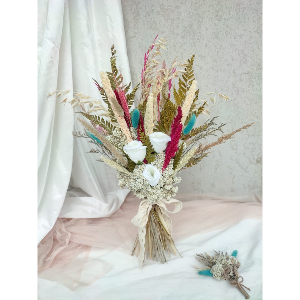 Aeri hand bouquet | buket wedding | buket prewedding | buket pengantin | buket wisuda | buket murah 