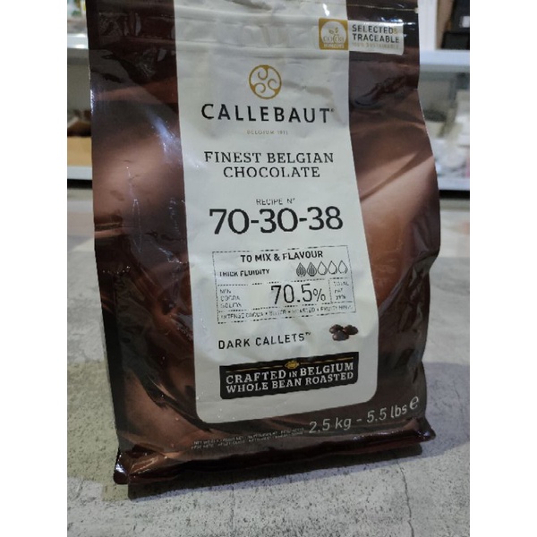 CALLEBAUT 70-30-38 DARK CHOCOLATE 70% - 250 Gr