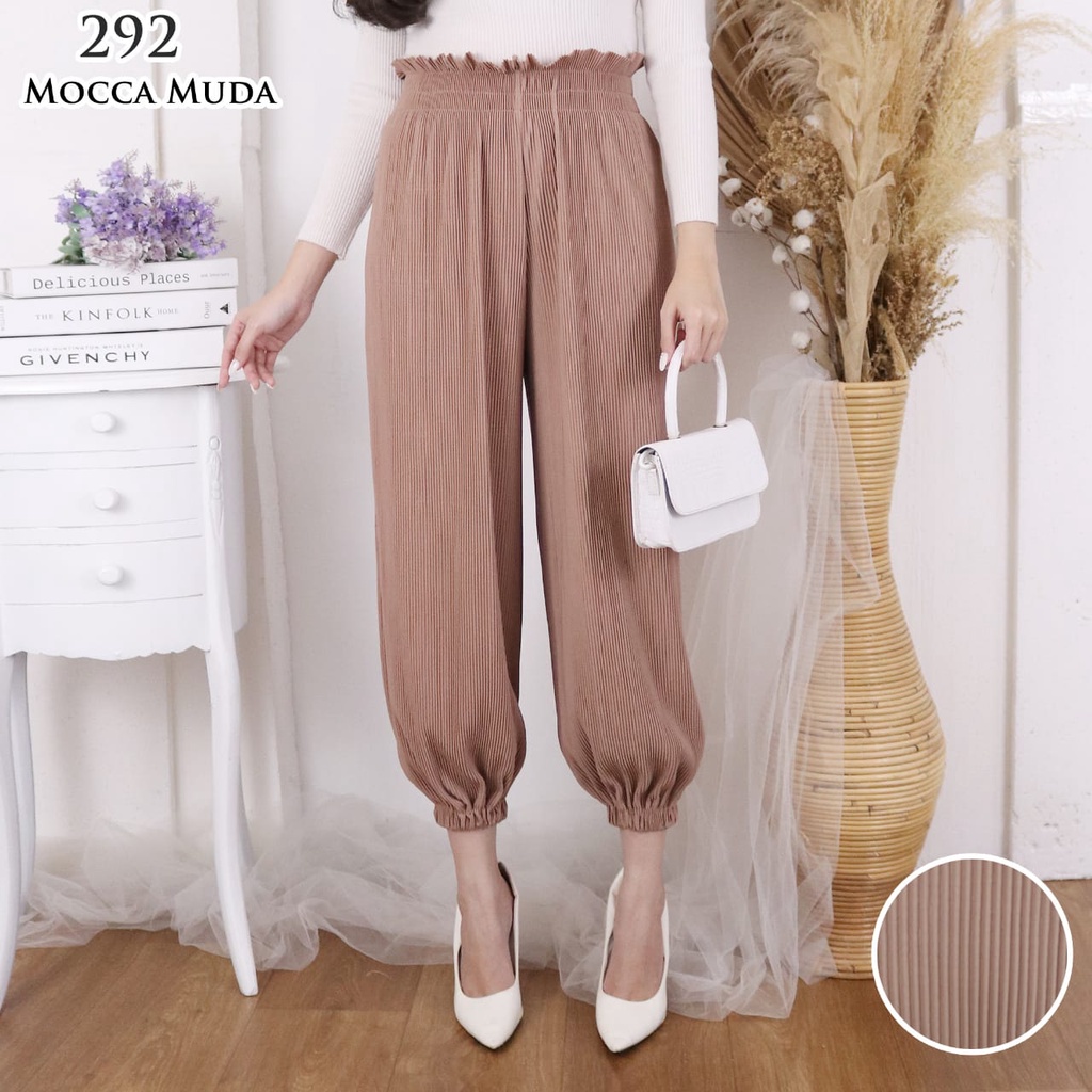 KULOT JOGGER 292 PLISKET LIDI PLEATS PANT KULOT PLISKET