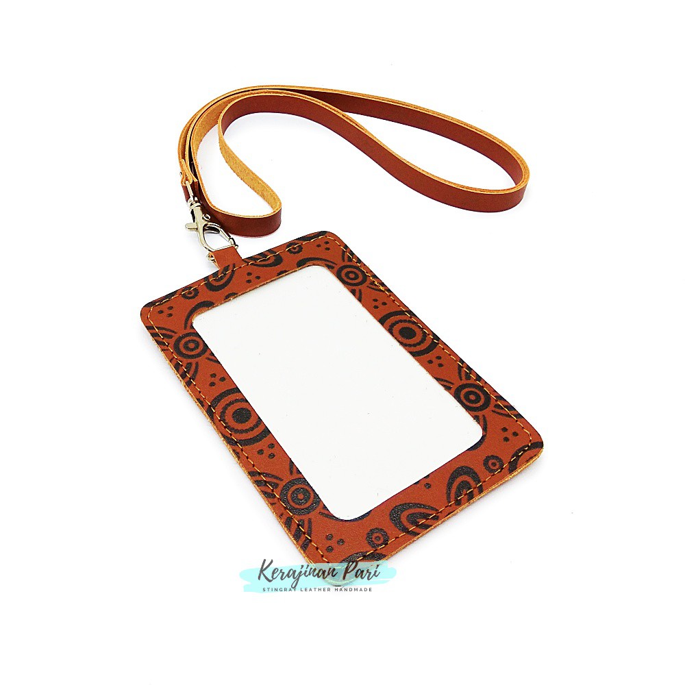 

Name Tag ID Card Dari Kulit Sapi Asli Motif Batik