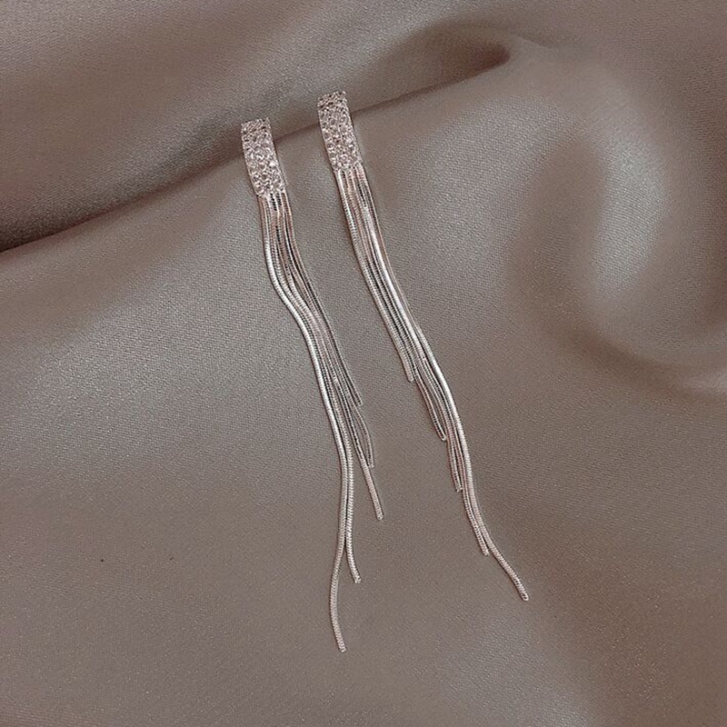 Anting Rumbai Panjang Aksen Berlian Imitasi Gaya Korea