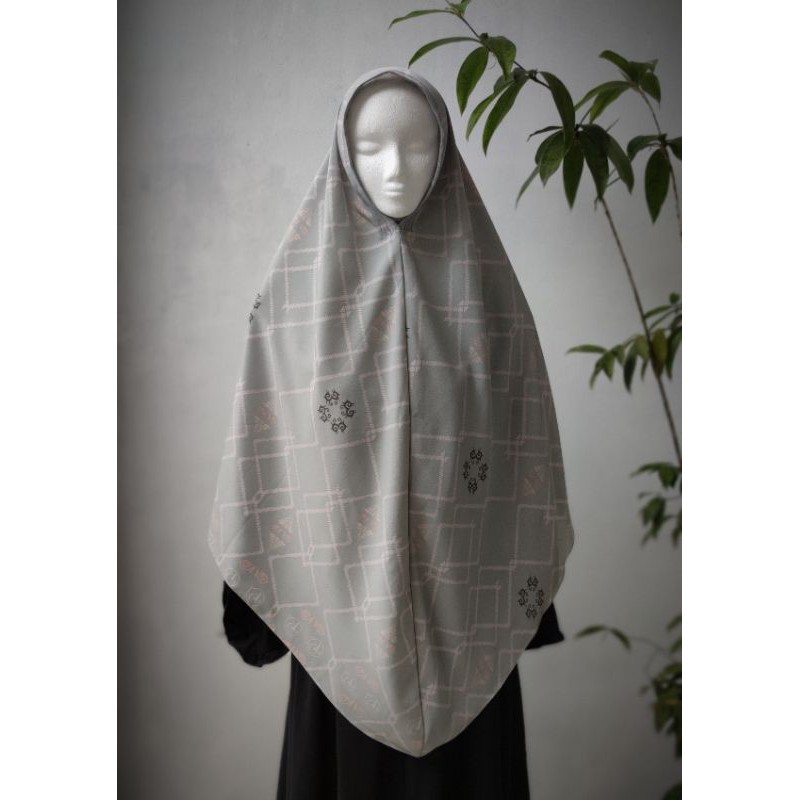 Hijab Jilbab Kerudung Khimar Segitiga Instan Motif Jumbo Syar'i