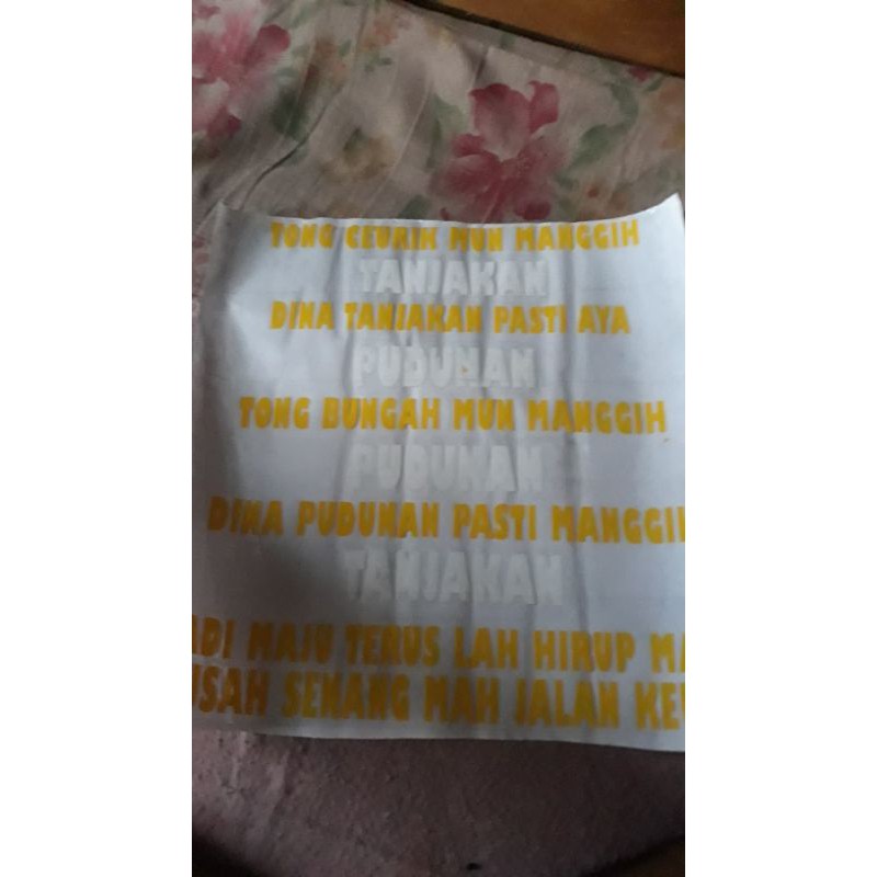 

STIKER CUTTING ukuran 43 x 45