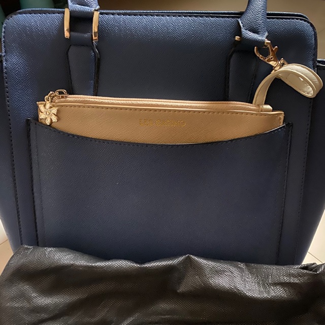 Les catino (new preloved) Navy