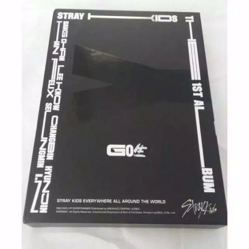 (READY) ALBUM STRAYKIDS GO LIVE LIMITED VERSION OFFICIAL ALBUM ONLY