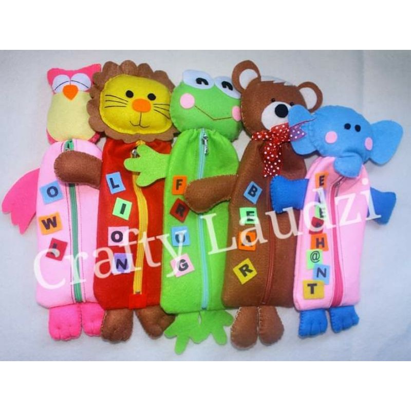 

kotak pensil karakter