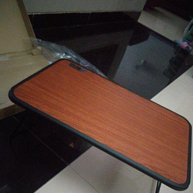 Livid Meja Laptop Coklat - Meja Belajar - Meja Lipat Serbaguna