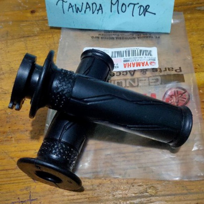 HANDGRIP SET KANAN KIRI YAMAHA NMAX MIO M3
