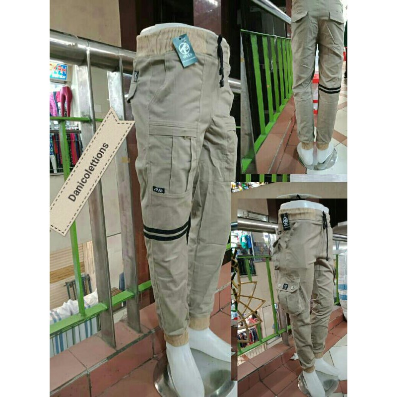 Celana joger karet pinggang  casual size 28/33 kantong taktical dan kimpul