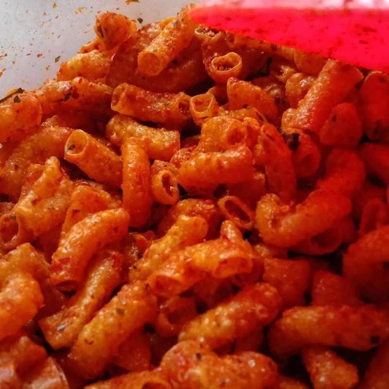 

makaroni pedas 100 gram