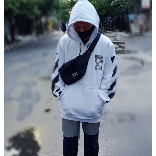 Sweater hoddie off-white
