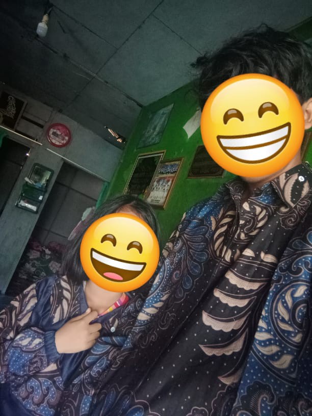 Maura Couple - Sania Ruffle Batik Couple Ori Ndoro Jowi Garansi Termurah Shopee - Batik Modern Solo