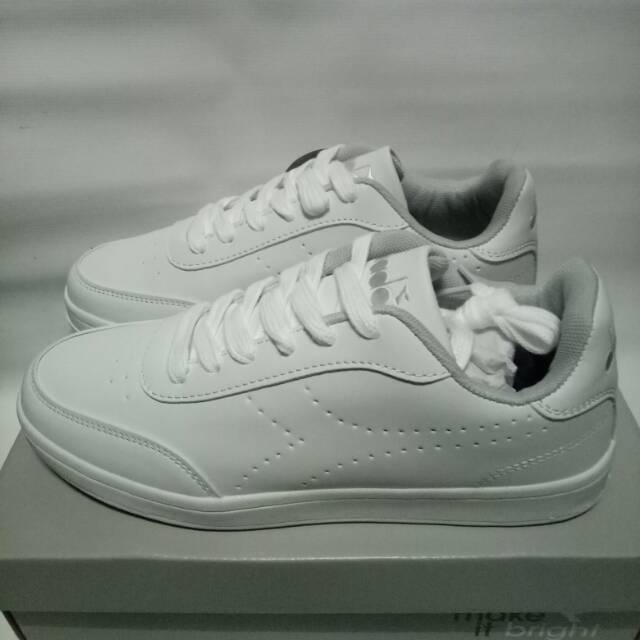 Diadora Givano White