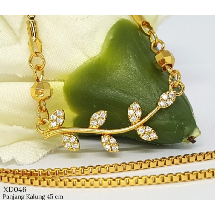 Kalung Liontin Berlian - Perhiasan Xuping Lapis Emas