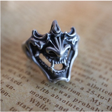 Cincin Model Terbuka Bahan alloy Desain Iblis Gaya Eropa / Amerika / retro adjustable Untuk Wanita