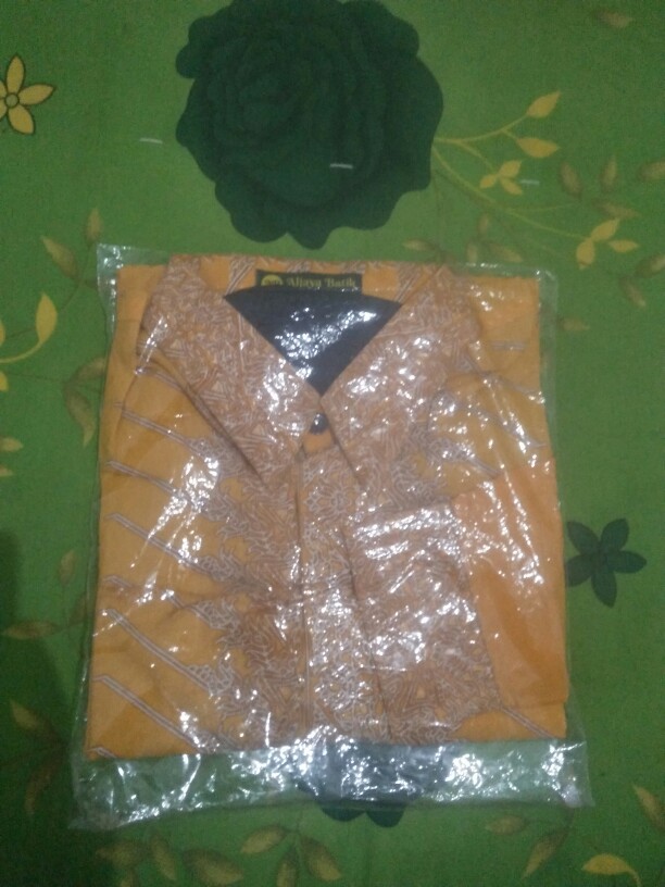 Batik Solo Kemeja Batik Pria Lengan Panjang Lapis Furing Atasan Premium Modang Kuning Senojoyo Sby