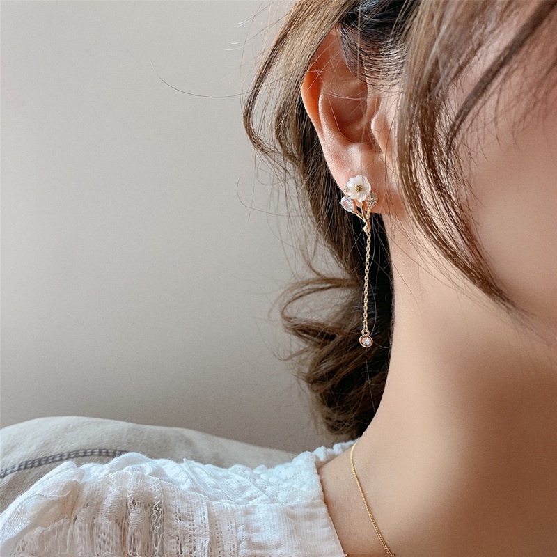 Butterfly Anting Tusuk Gantung Desain Kupu-Kupu + Bunga Hias Mutiara + Berlian Untuk Wanita
