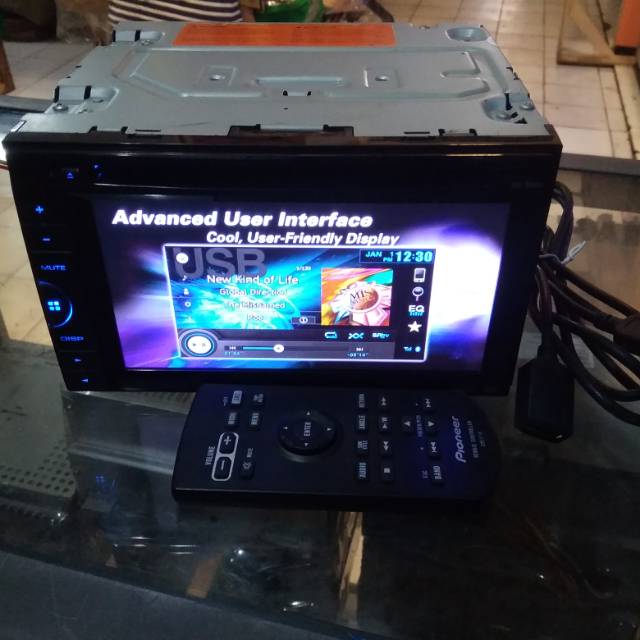 Doubledin pioneer AVH-165DVD headunit audio mobil