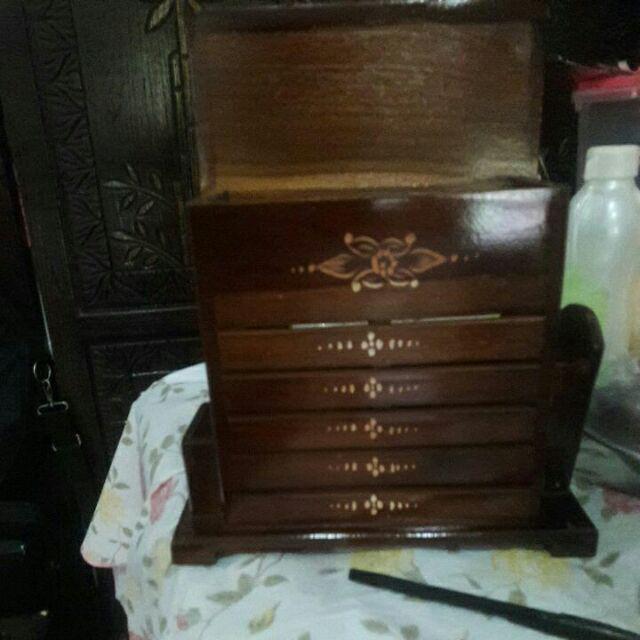 Tempat Sendok Garpu Kayu Jati Motif Cukit