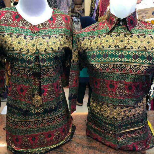 Couple Batik prada
